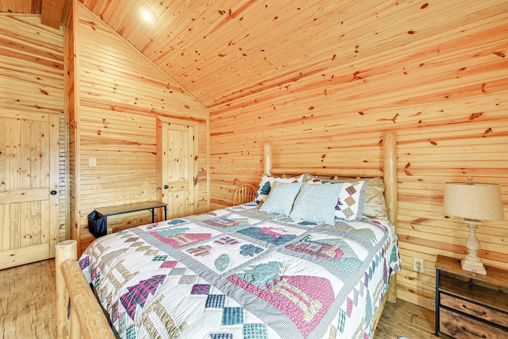 Pond Access & Deck: Peaceful Ballantine Getaway!