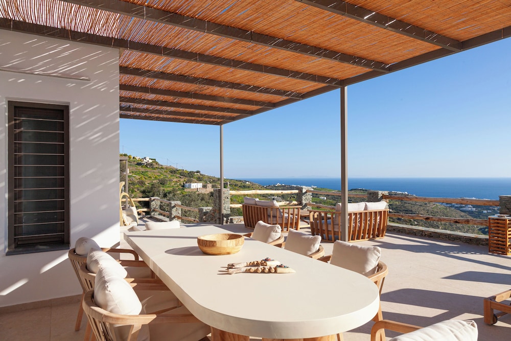 Mythic Villa