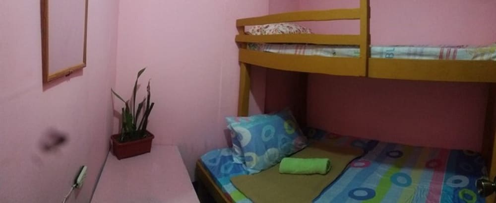 CVNB Bed & Bath - Hostel