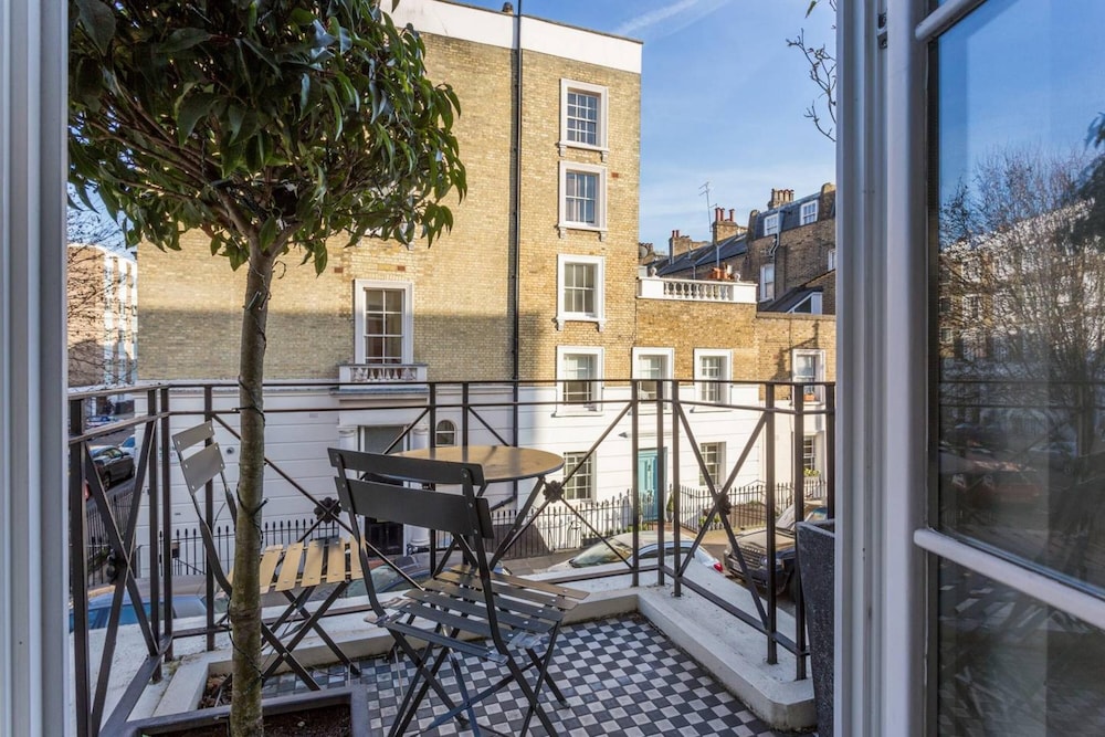 Spectacular Unique 4bed House in Pimlico