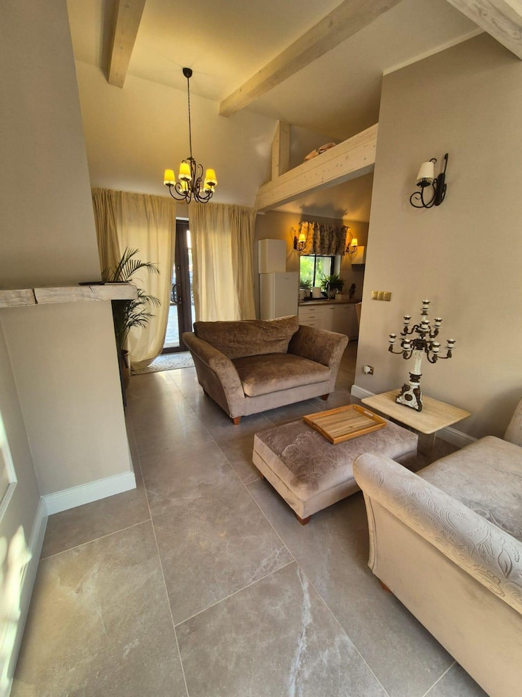 Comfortable Holiday Home With Sauna and Whirlpool