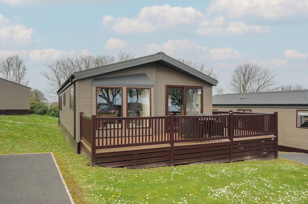 Lodge 66 at Riviera Bay Coastal Retreat