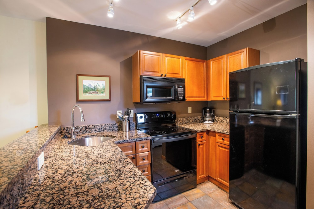 Winter Park Resort Lodging - Zephyr Mountain Condos