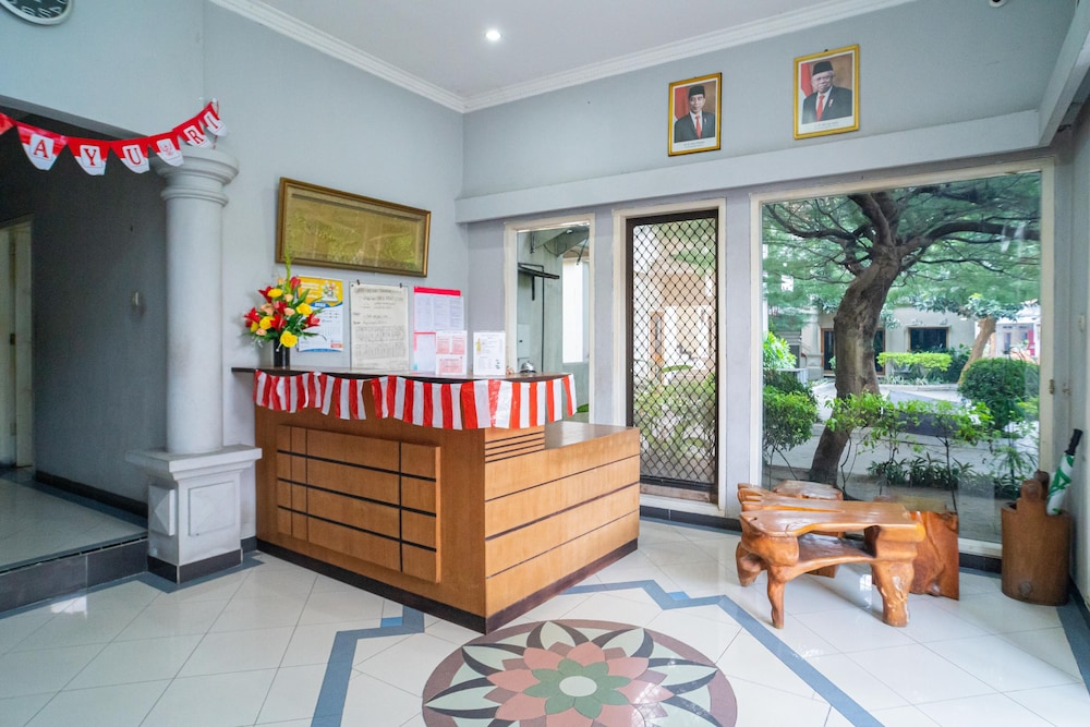 RedDoorz near Rumah Sakit Baptis Kediri view 2