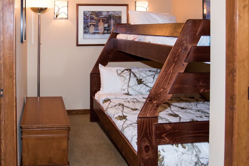 One Bedroom Condos at Powderhorn Lodge - Solitude UT