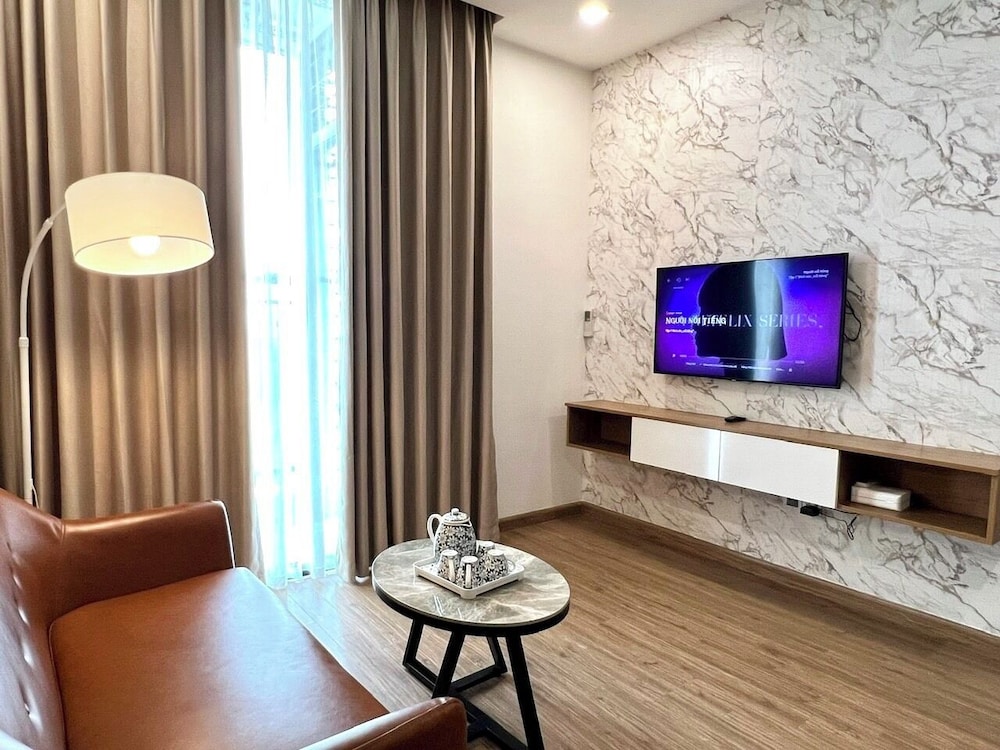 HMH - Vinhomes GreenBay Apartment