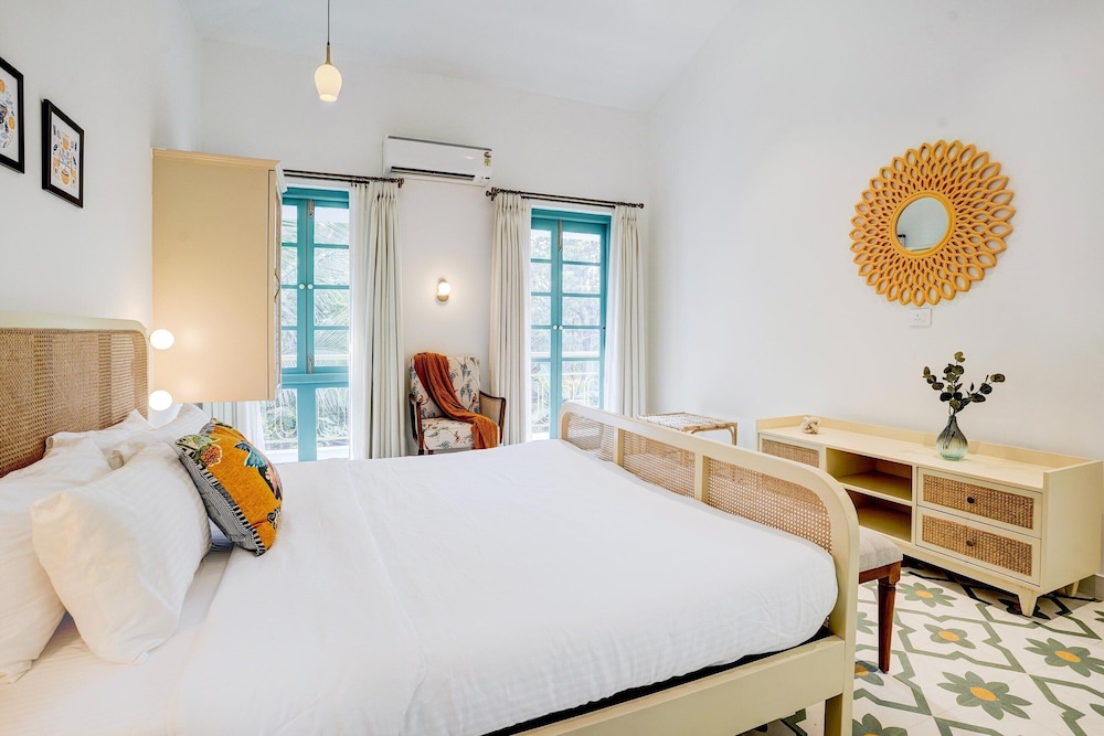 Villa in Siolim Near Morjim Beach