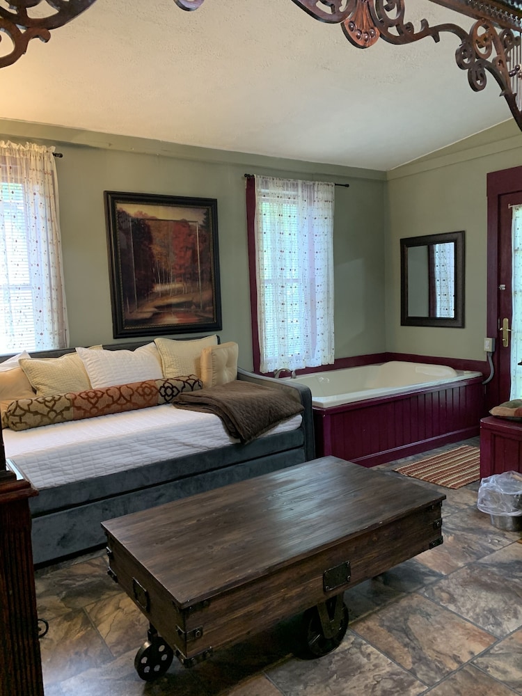 The Olde Mill Inn Bed & Breakfast