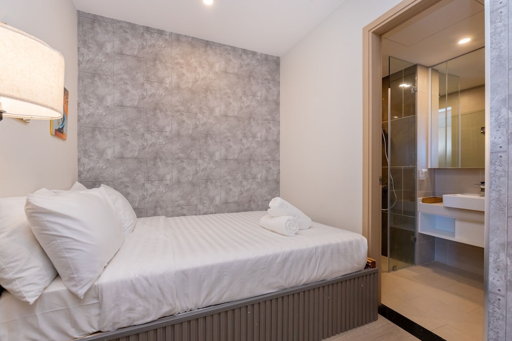 Sum Condotel Luxury