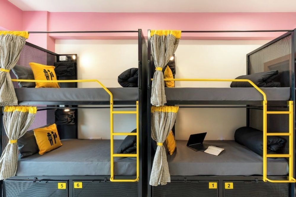 The Hosteller Jaipur, MI Road