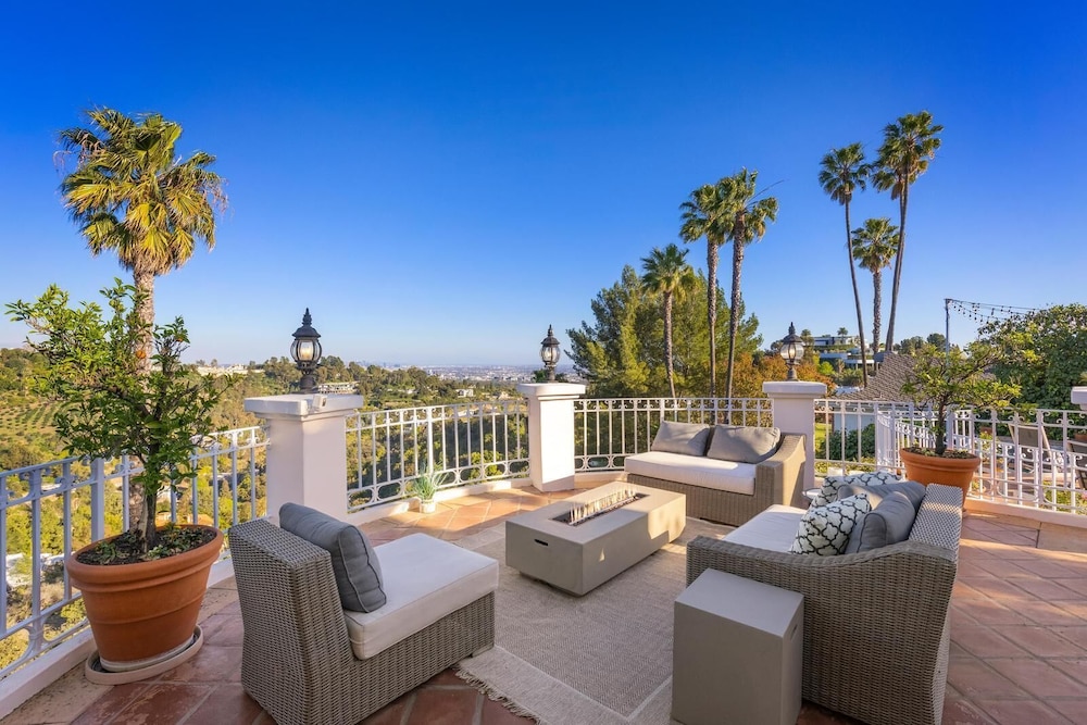 Stradella Spanish - Contemporary Mediterranean Estate w/ Resort-style Yard