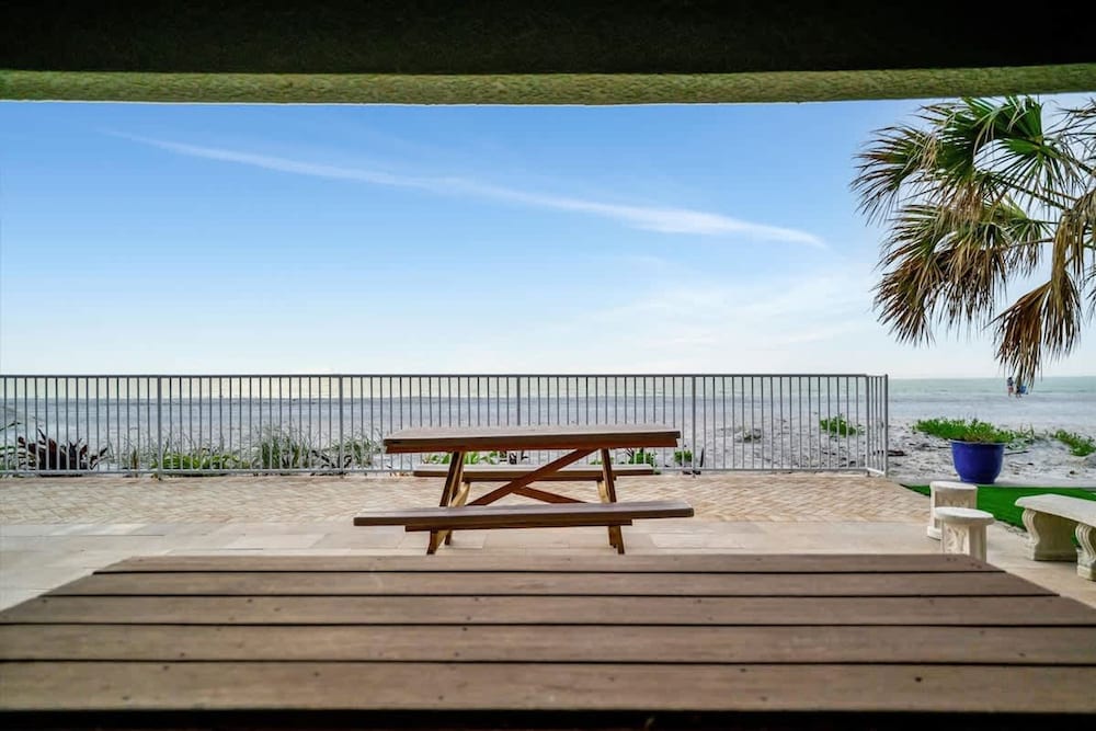 Stones Throw Beachside Bungalow 1 ON THE Beach