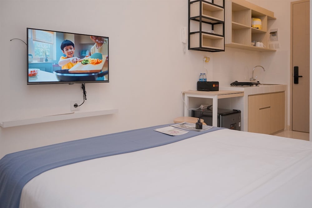 Cozy Studio Room Apartment at Tokyo Riverside PIK 2