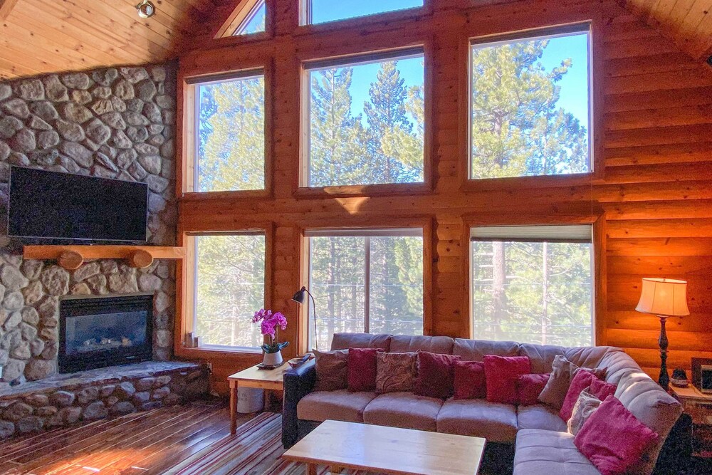Lake Tahoe Vacations - South Lake Tahoe Vacation Rental w/ Indoor Pool - Property Image 21