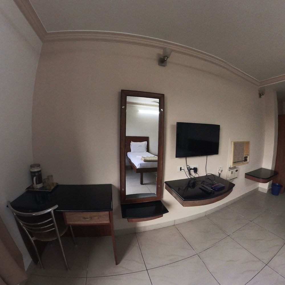Hotel adithya
