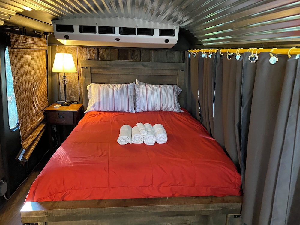 Canal Cabins