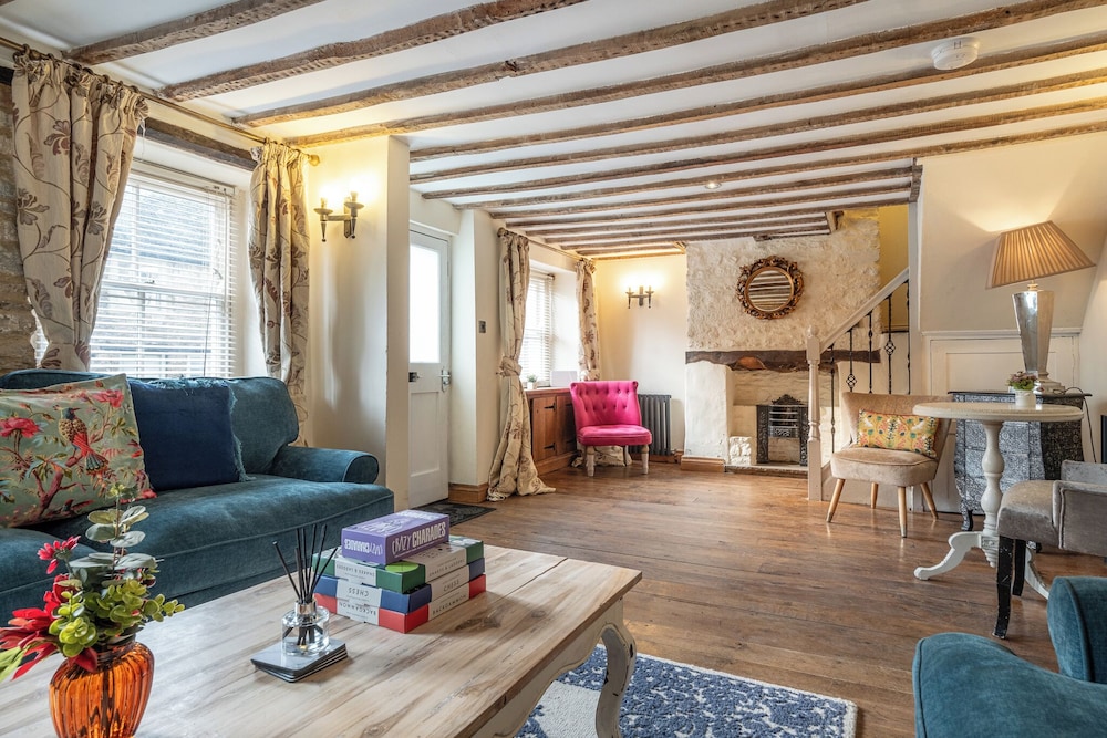 Eilmers Cottage Lovely 4BD in Malmesbury