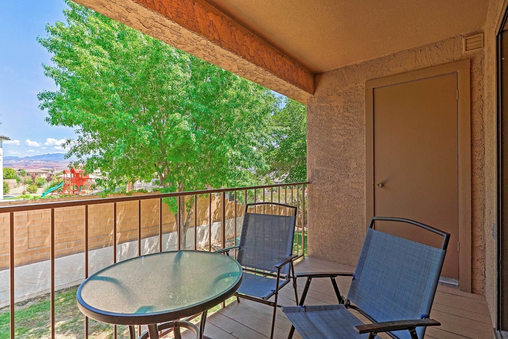 Modern St George Getaway w/ Shared Pool & Hot Tub! view 3