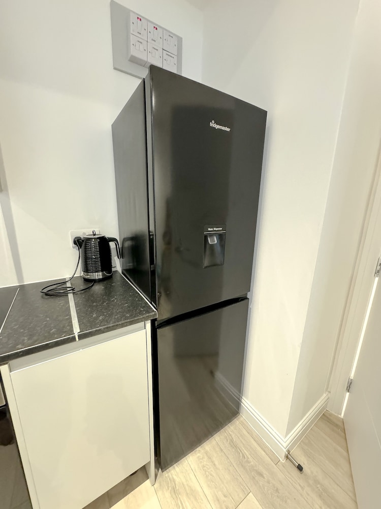 Perfect 2 bed Apartment 4 Contractors Sleep Upto 5