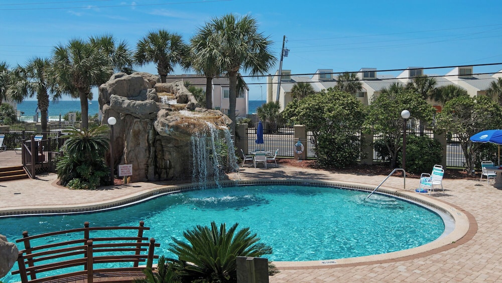 Portside Resort D1: Gulf Retreat With Pools, Beach & Family Adventures!