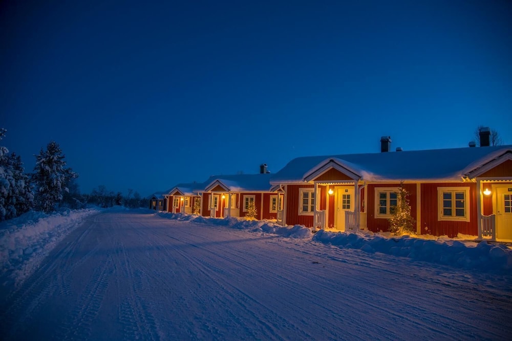 Aurora Mountain Lodge