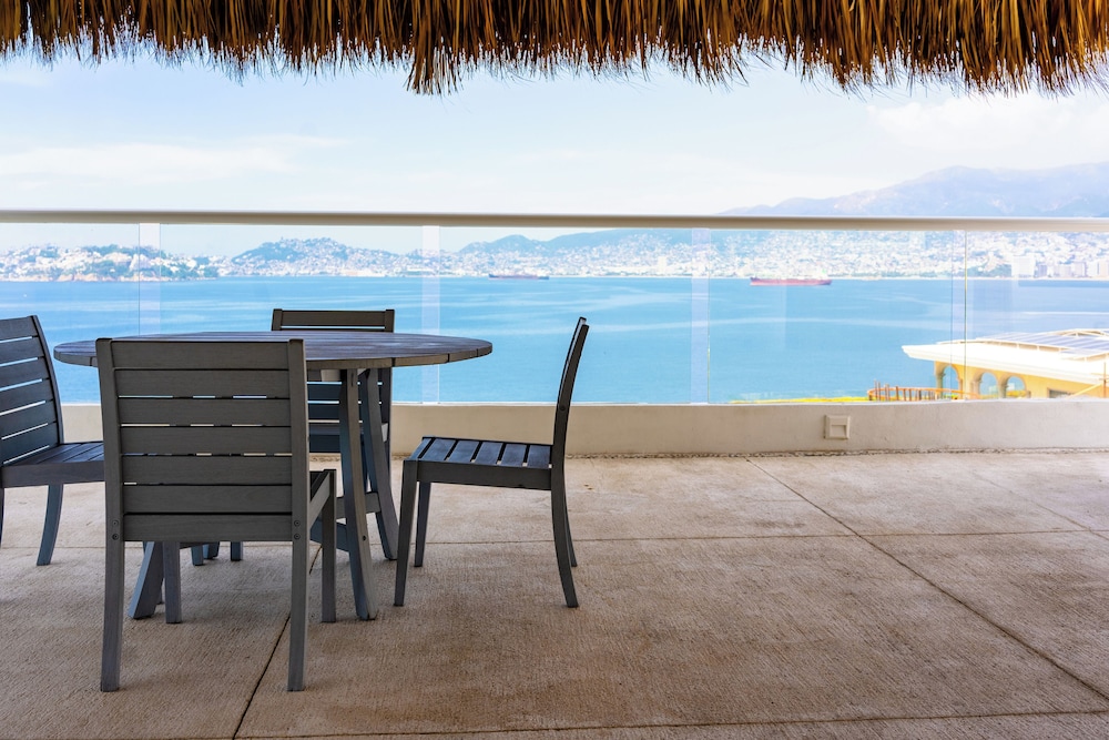 Villa Majum Ocean View Acapulco 5 BDR