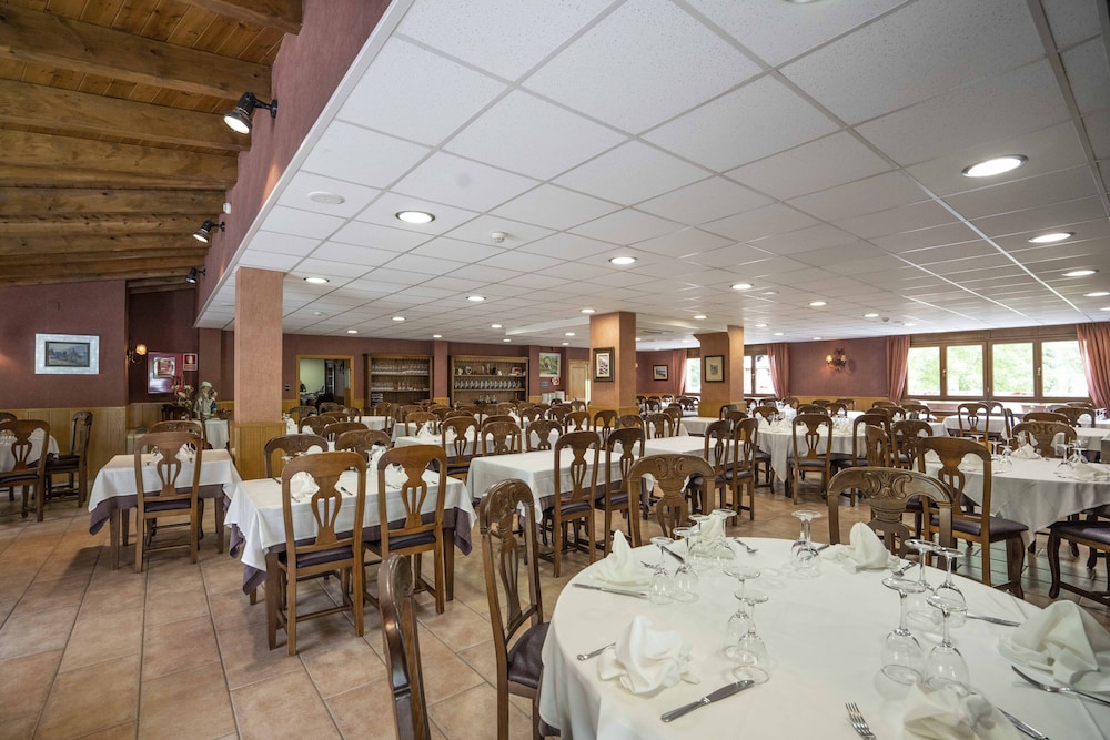 Vielha e Mijaran Vacations - Hotel  Restaurante Pena - Property Image 21