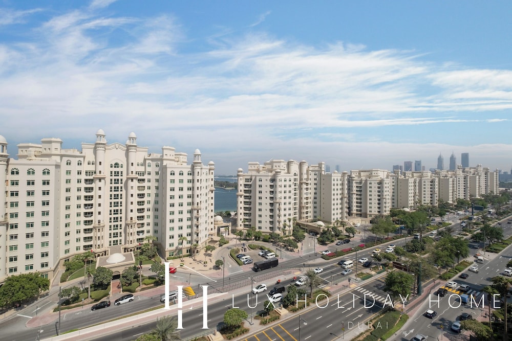 LUX The Shoreline Sea View Suite