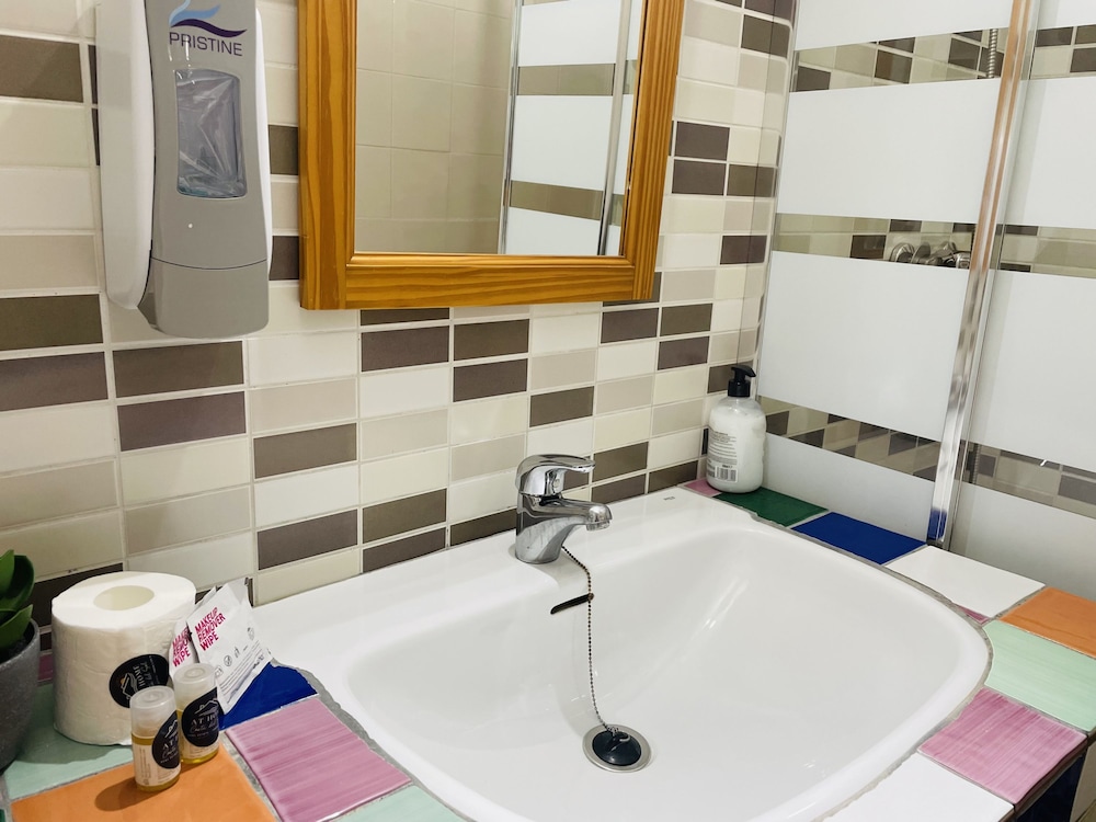 Estudio Burriana Jimena by At Home Costa del Sol