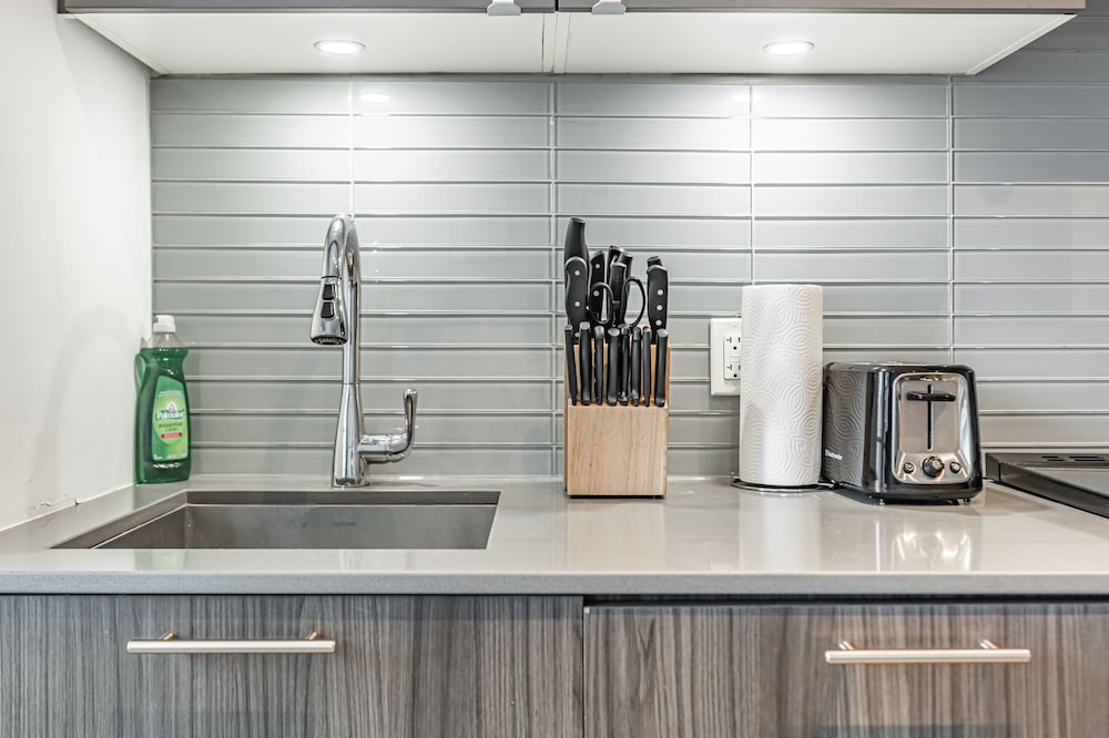 Jarvis Vacation Suites