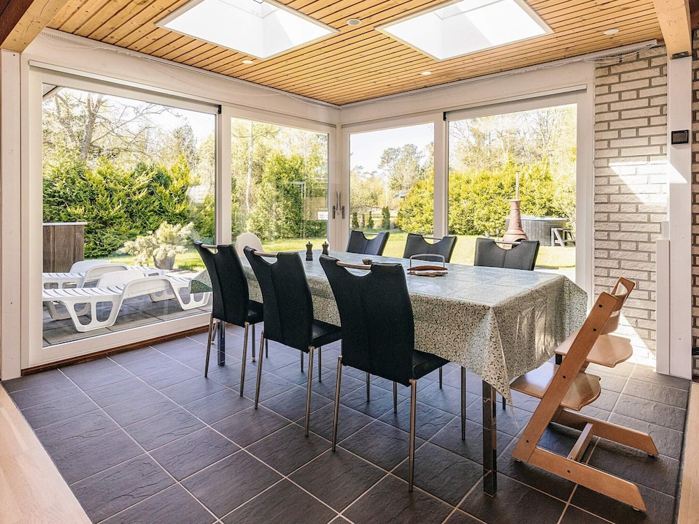 4 Star Holiday Home in Hals