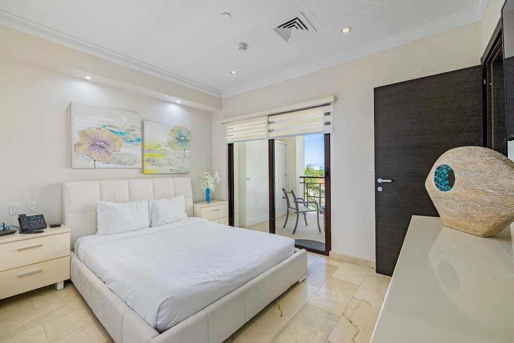 Palm Aruba Condos