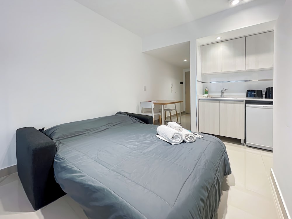 Ayres Suites Moreno