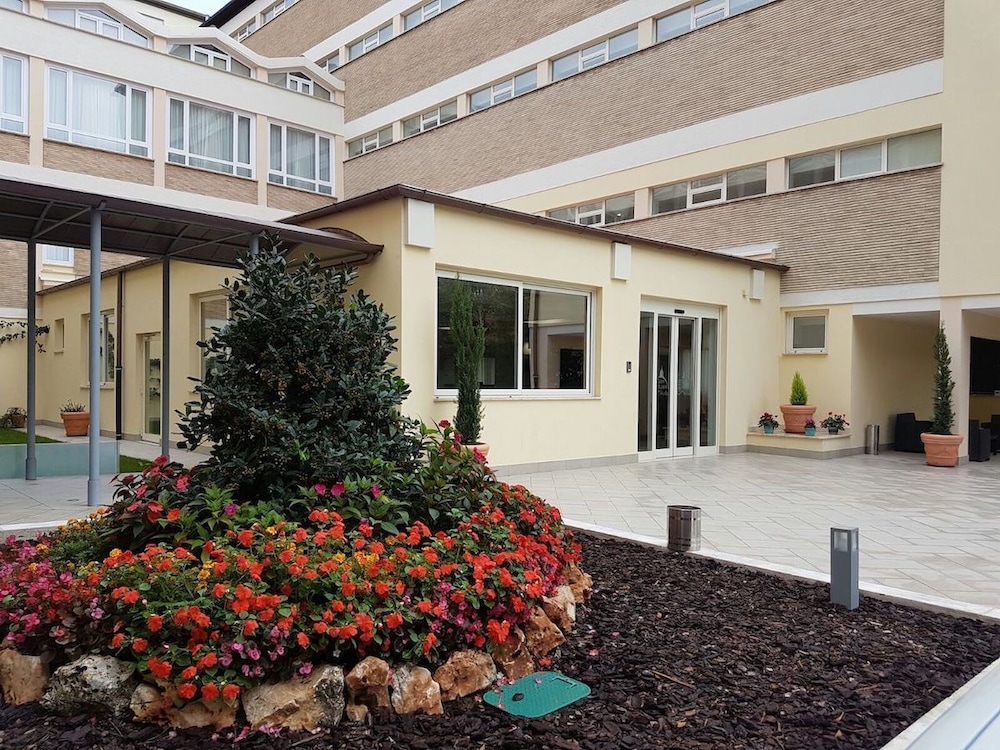 Vatican Area - Hotel Holiday Rooms