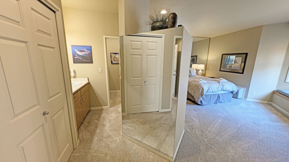 Mt Bachelor Village 324 B Sr 1 Bedroom Condo