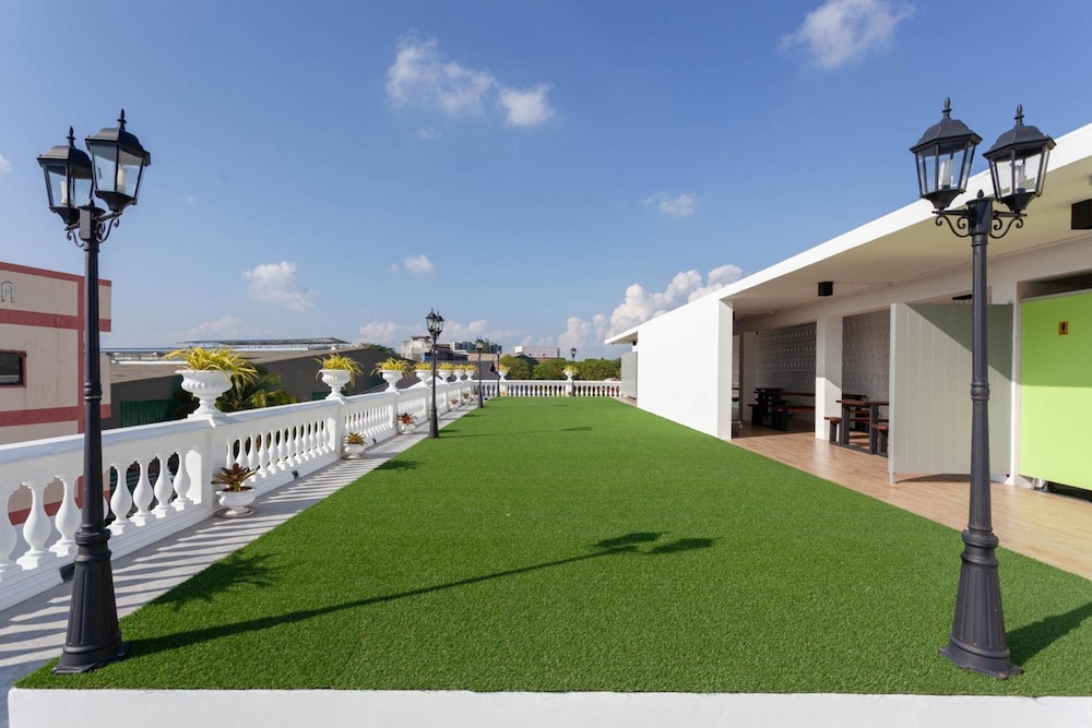 Sound Gallery House - Hostel