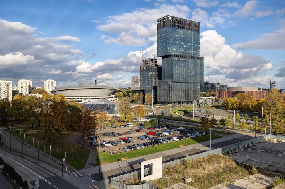 Apartment Spodek Katowice by Renters view 5