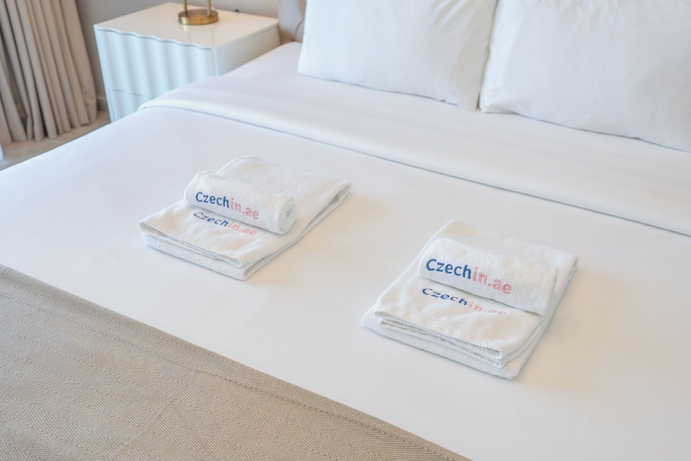 Czechin -Stylish 1BR in Elite Residences