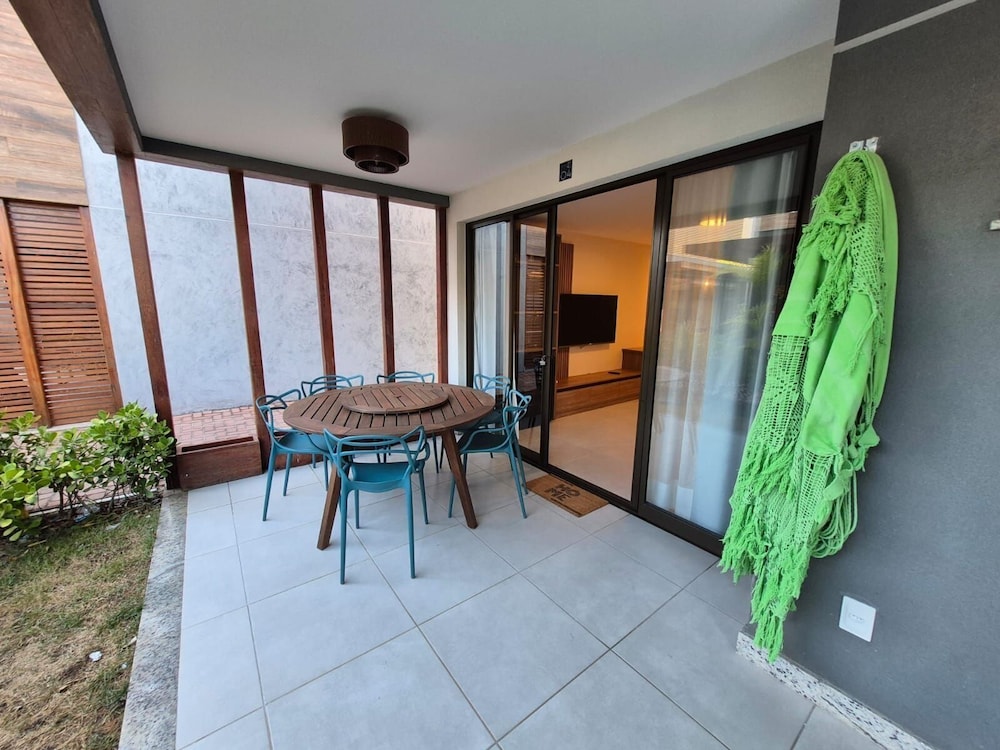 Apt in Condo w/ Pool 350m From the Beach Pll0004