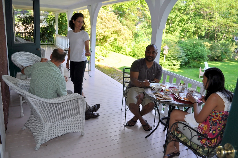 Bar Harbor Vacations - Stone Throw Cottage - Property Image 18