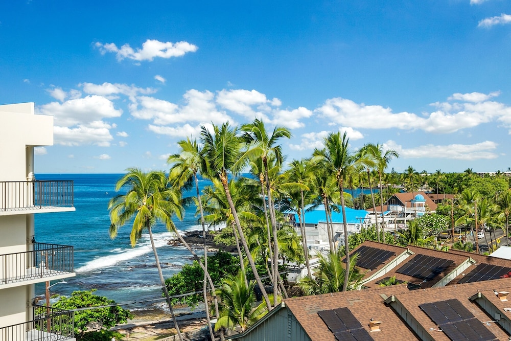 Kona Alii Penthouse 710 2 Bedroom Condo