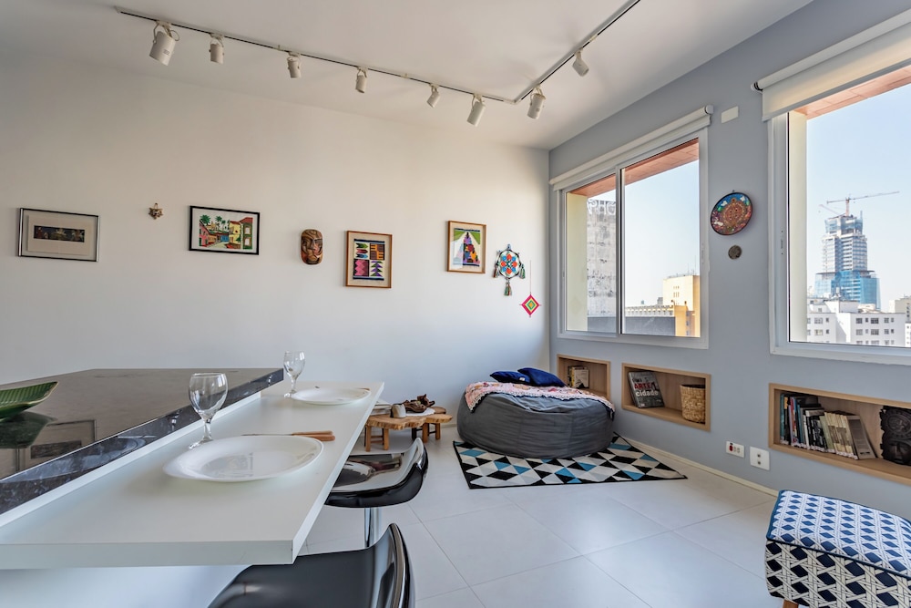Spacious Apartment in the Heart of SP - Brj143
