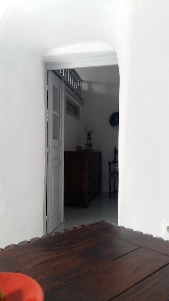Charming 1705 Castle House in Pirgos Kallistis, Greece