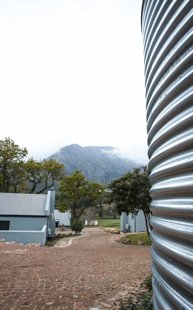 Mont Angelis Retreat