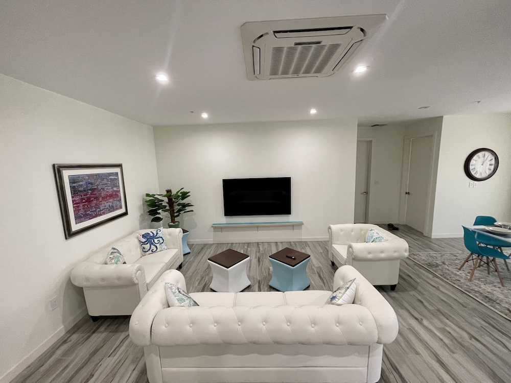 The Cove - Condo Hotel - Perfect Location