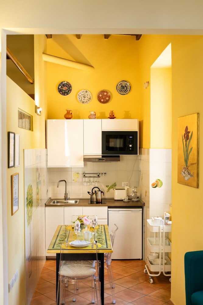 Monti Romantic Sunshine Maisonette