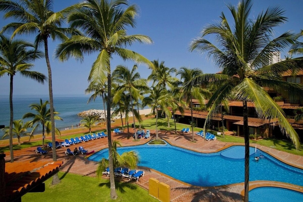 Los Tules Condominium Resort