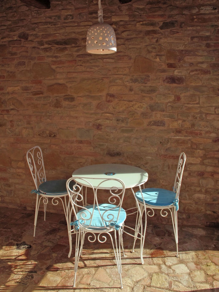 Castello di Granarola Relais – Adults Friendly