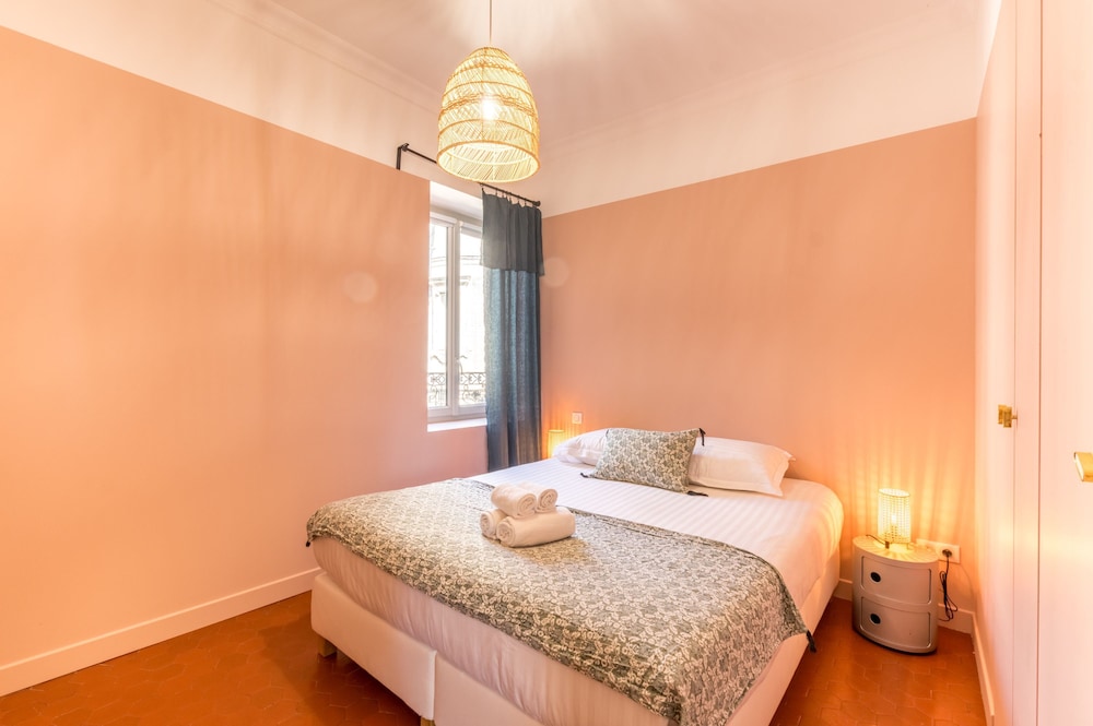 Suite Com die - Premi re Conciergerie