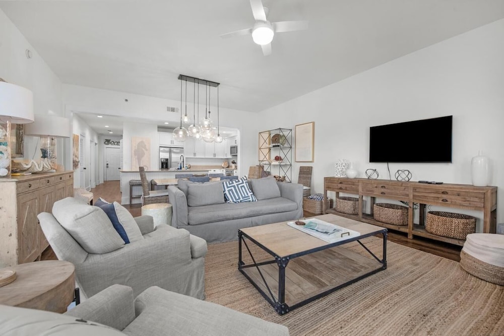 Redfish Village M2321- Changes in Latitude
